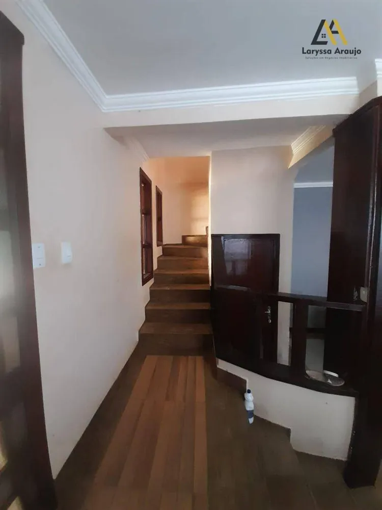 Casa, 4 quartos, 220 m² - Foto 9