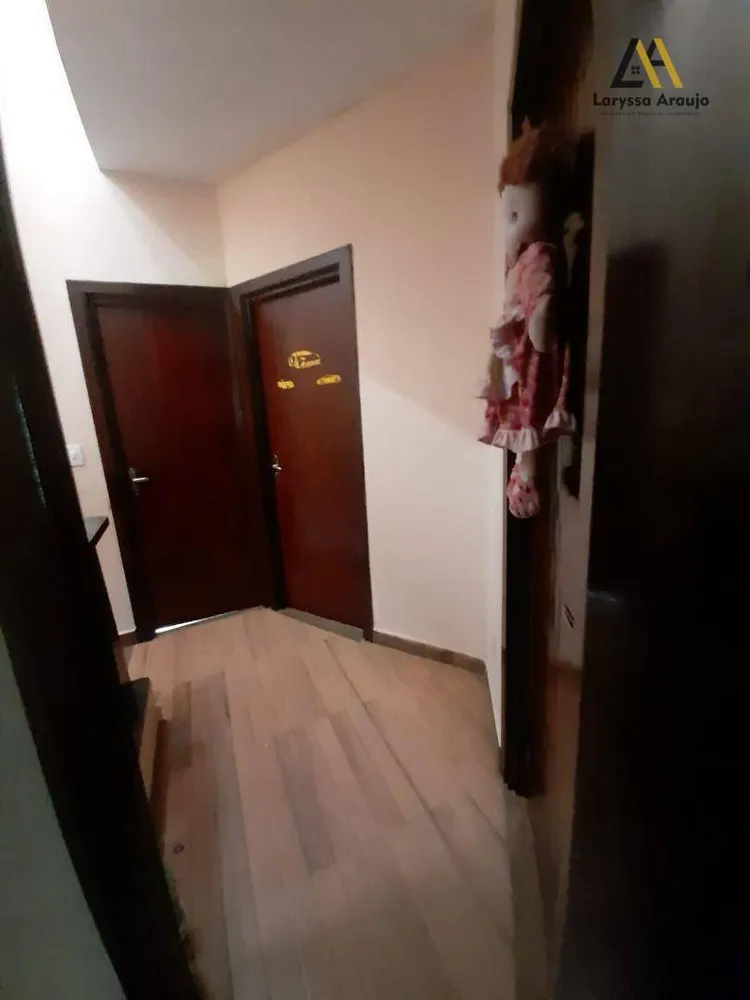 Casa, 4 quartos, 220 m² - Foto 12