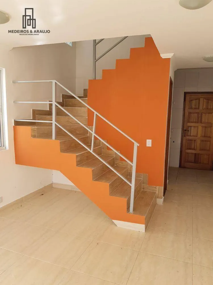 Sobrado, 2 quartos, 70 m² - Foto 1