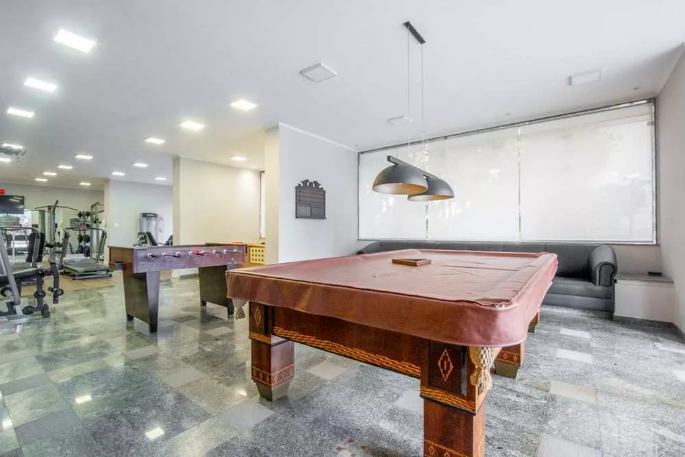 Apartamento à venda com 4 quartos, 270m² - Foto 2