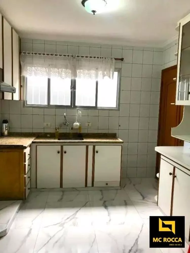 Sobrado à venda com 5 quartos, 260m² - Foto 4