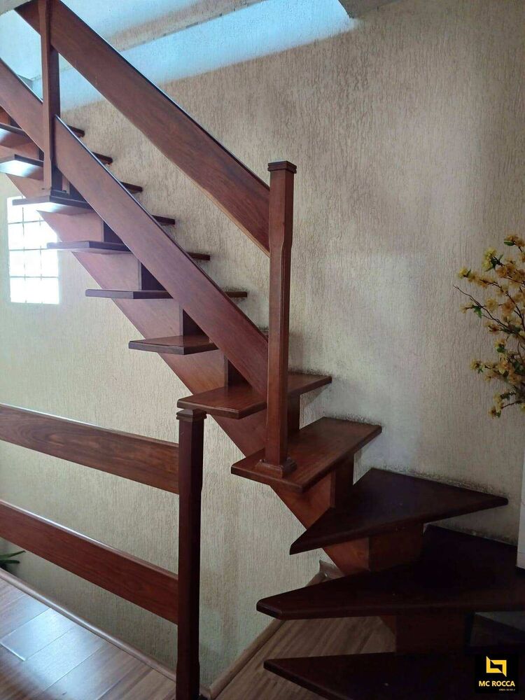 Sobrado à venda com 2 quartos, 209m² - Foto 4