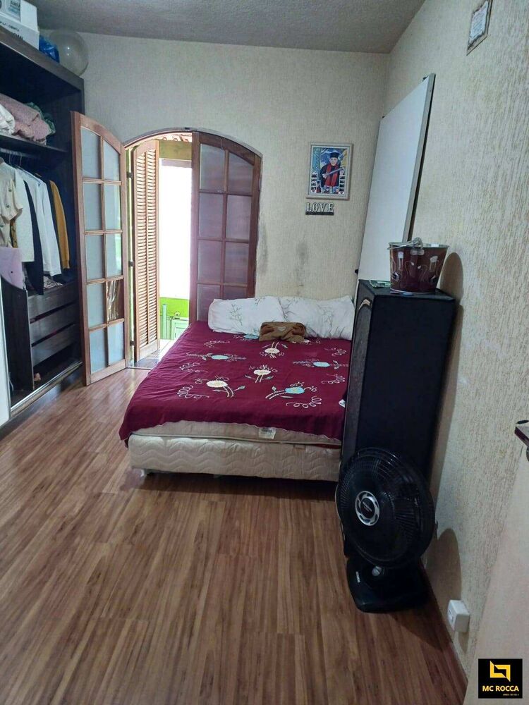 Sobrado à venda com 2 quartos, 209m² - Foto 9