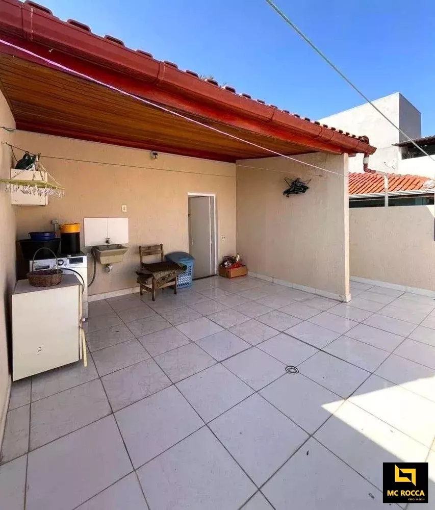 Casa, 4 quartos, 250 m² - Foto 3