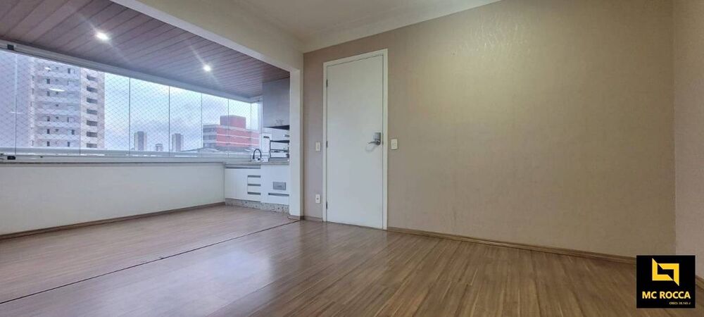 Apartamento à venda com 3 quartos, 114m² - Foto 1