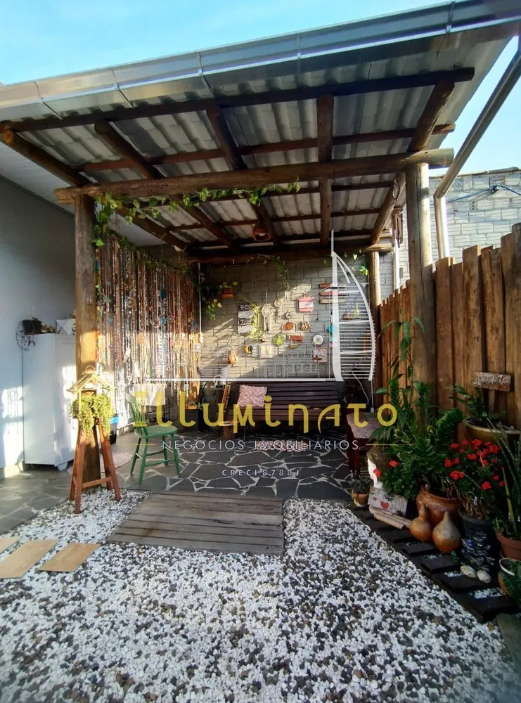 Casa, 5 quartos, 169 m² - Foto 2