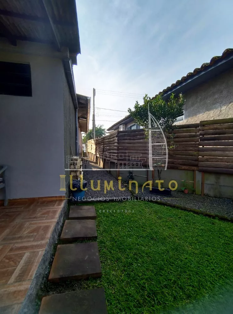 Casa, 5 quartos, 169 m² - Foto 2