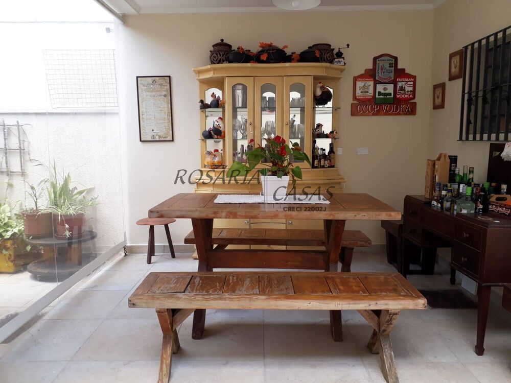 Casa, 3 quartos, 193 m² - Foto 4