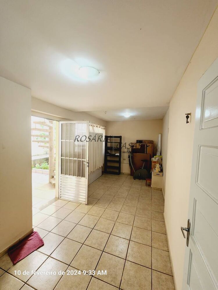 Casa, 3 quartos, 141 m² - Foto 1