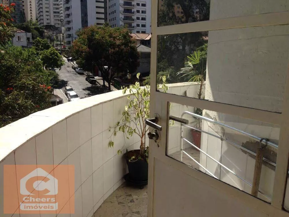 Apartamento à venda com 2 quartos, 111m² - Foto 1