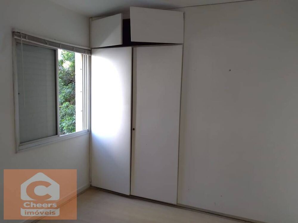 Apartamento à venda com 2 quartos, 75m² - Foto 3