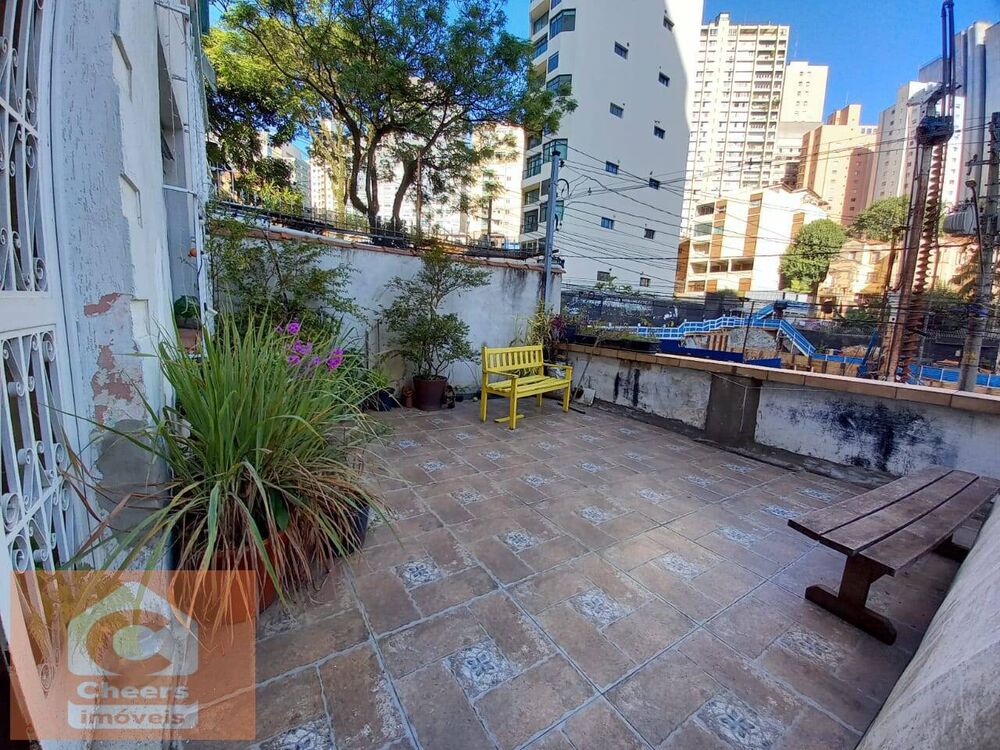 Casa à venda com 4 quartos, 200m² - Foto 9