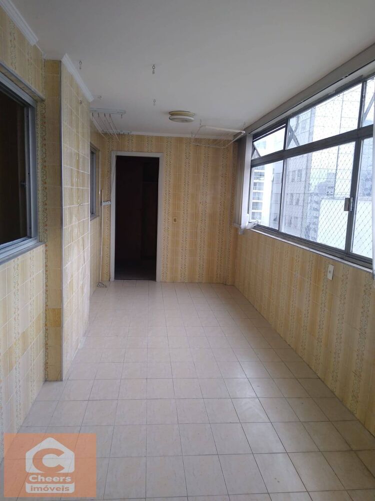 Apartamento para alugar com 3 quartos, 195m² - Foto 23