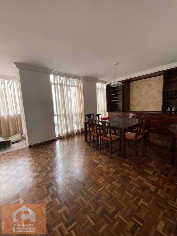 Apartamento, 3 quartos, 230 m² - Foto 1