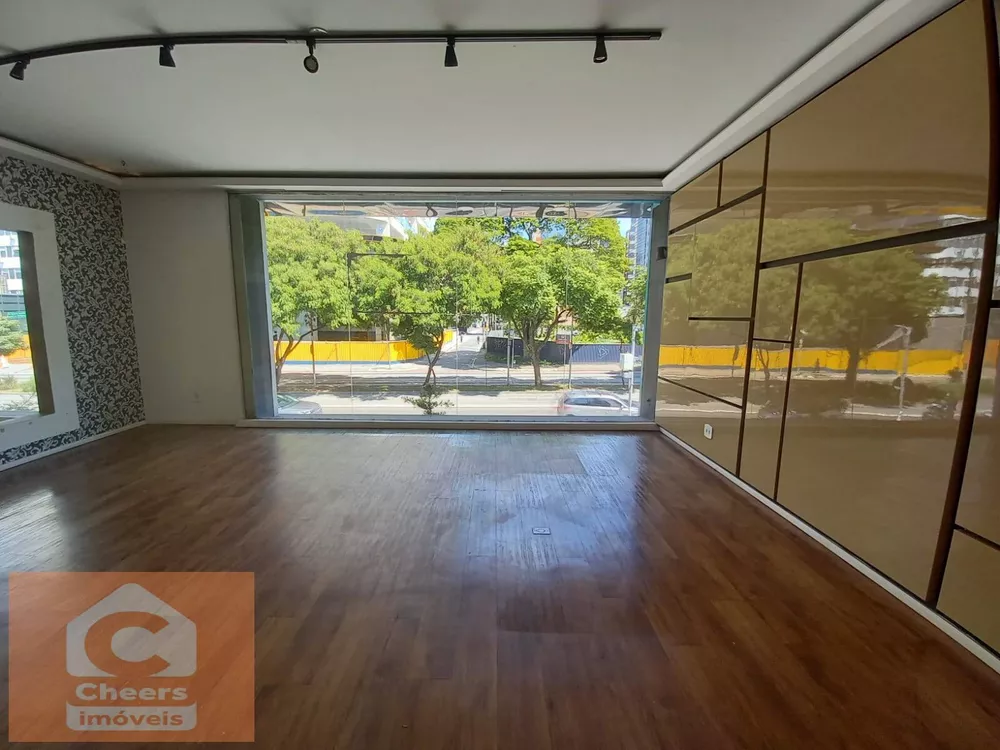 Casa à venda e aluguel com 5 quartos, 484m² - Foto 1