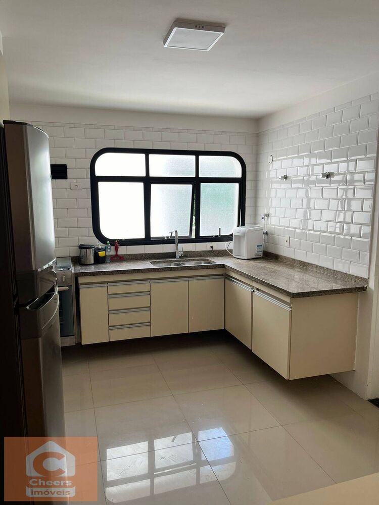 Apartamento para alugar com 3 quartos, 185m² - Foto 7
