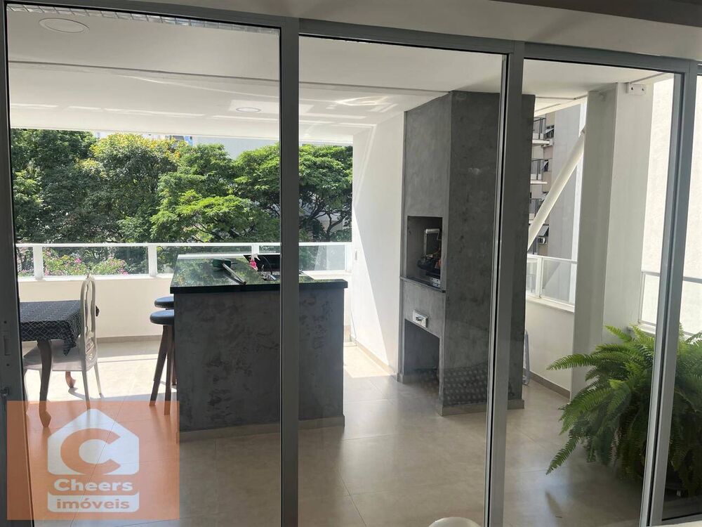 Apartamento, 3 quartos, 208 m² - Foto 1
