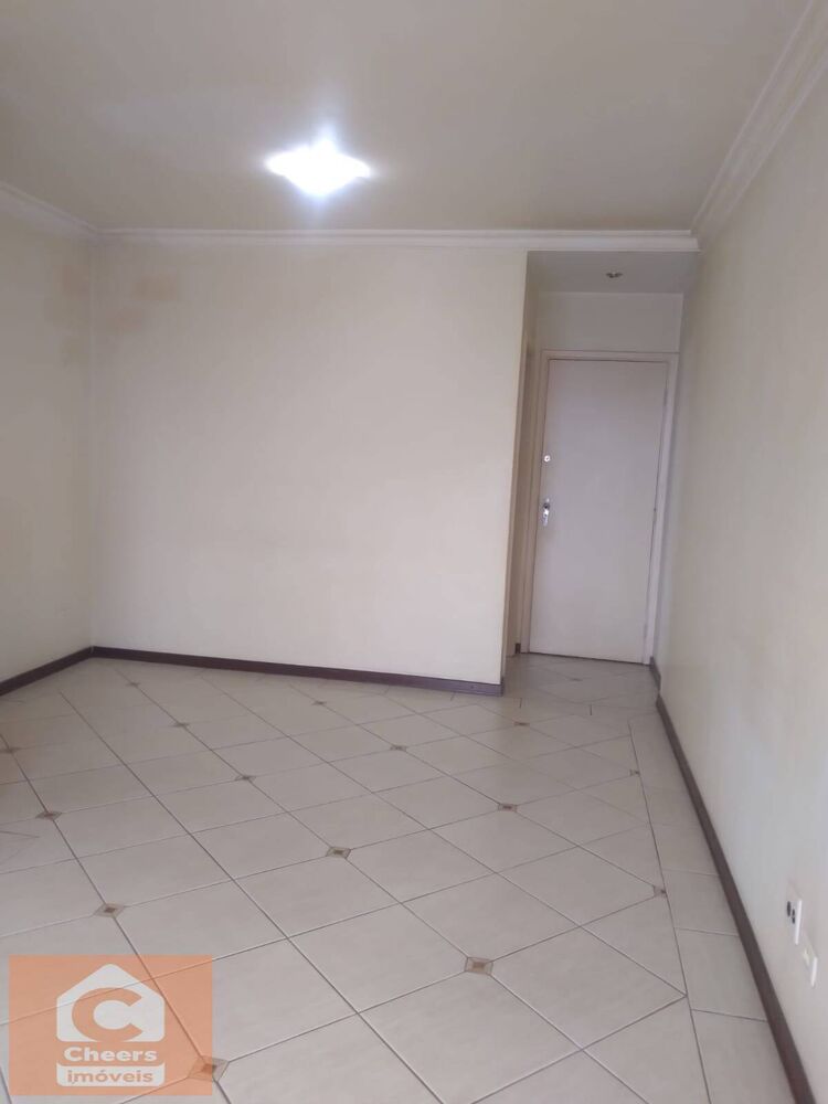Apartamento à venda com 3 quartos, 75m² - Foto 3