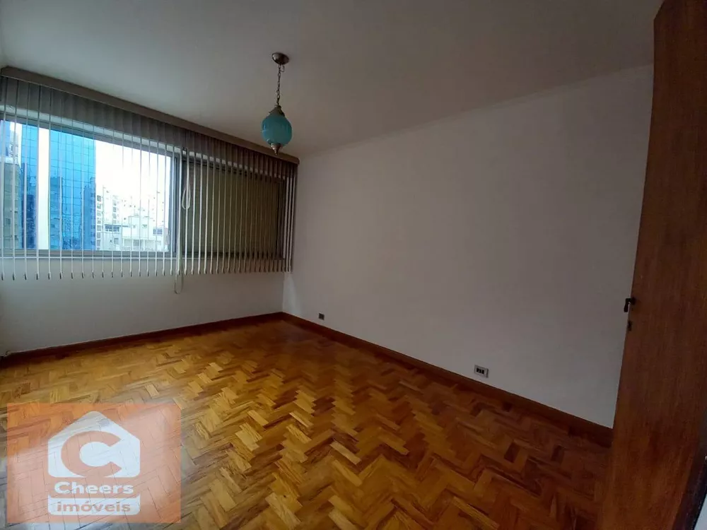 Apartamento à venda com 3 quartos, 173m² - Foto 2