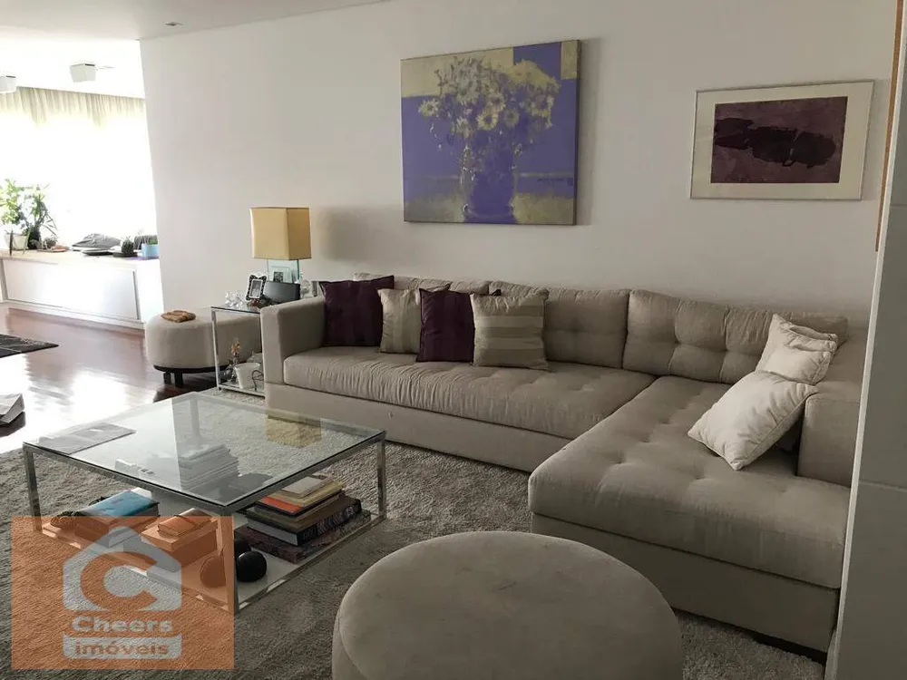 Apartamento, 3 quartos, 220 m² - Foto 2