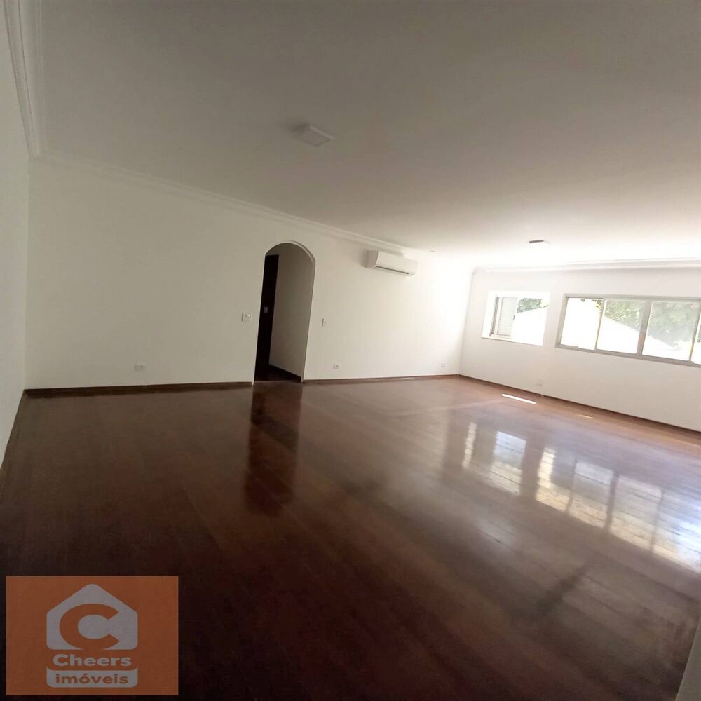 Apartamento para alugar com 3 quartos, 175m² - Foto 1