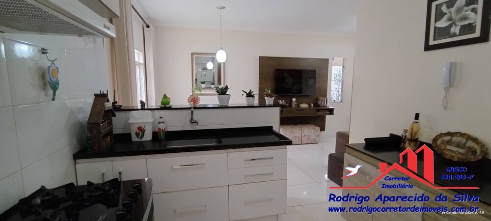Casa à venda com 3 quartos, 250m² - Foto 7