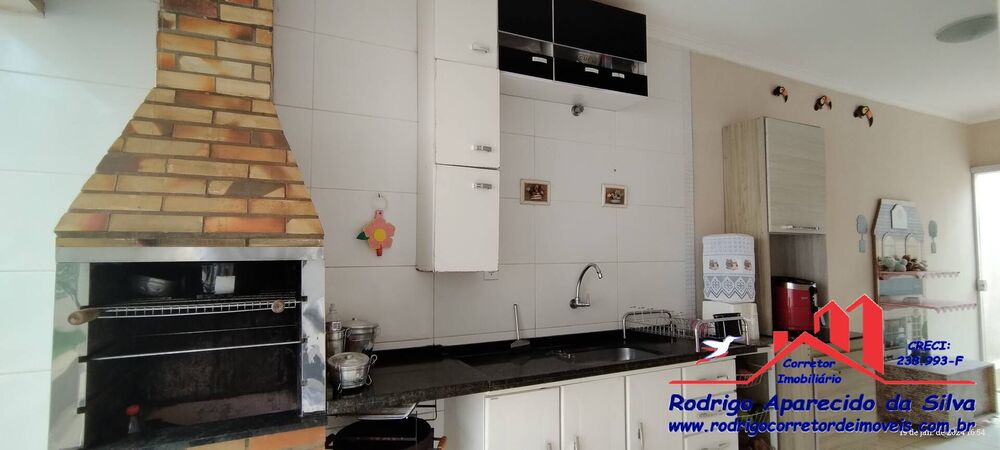 Casa à venda com 3 quartos, 250m² - Foto 13