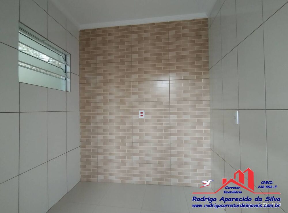 Casa à venda com 2 quartos, 126m² - Foto 3