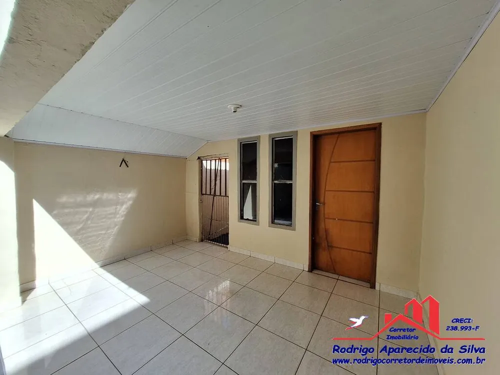 Casa, 3 quartos, 200 m² - Foto 1