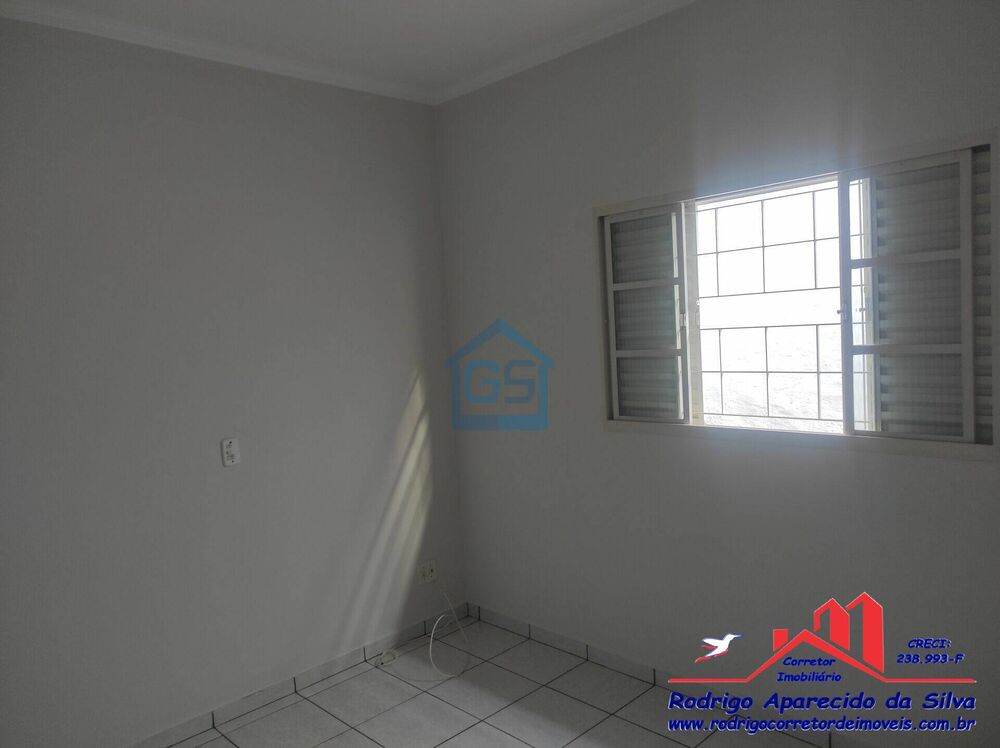 Casa à venda com 3 quartos, 250m² - Foto 3