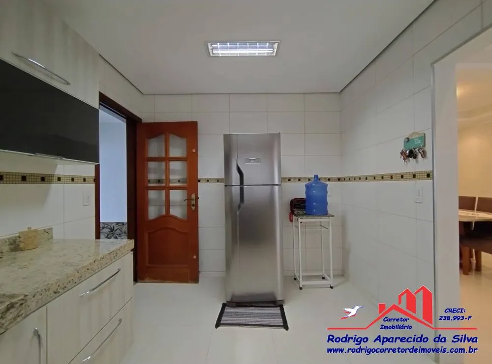 Casa, 3 quartos, 284 m² - Foto 8
