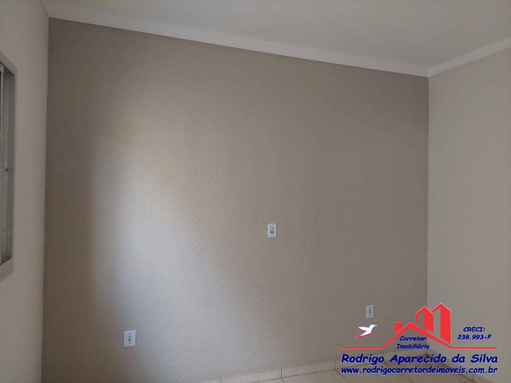 Casa à venda com 2 quartos, 125m² - Foto 3