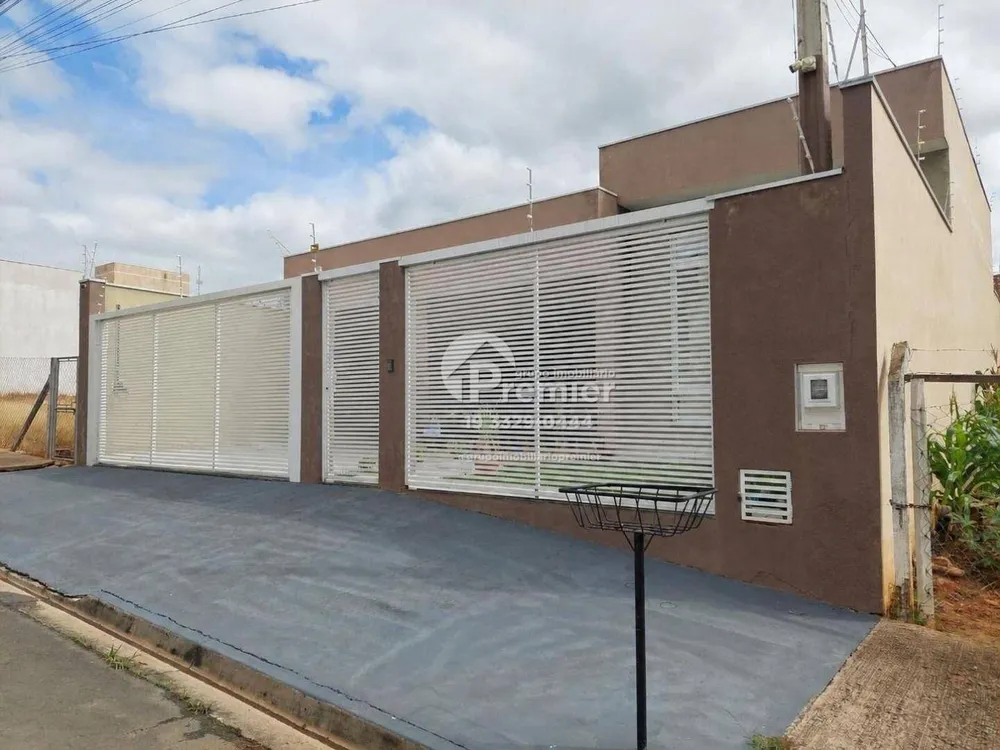 Casa, 3 quartos, 170 m² - Foto 3