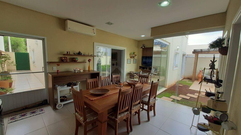 Casa de Condomínio à venda com 3 quartos, 269m² - Foto 10