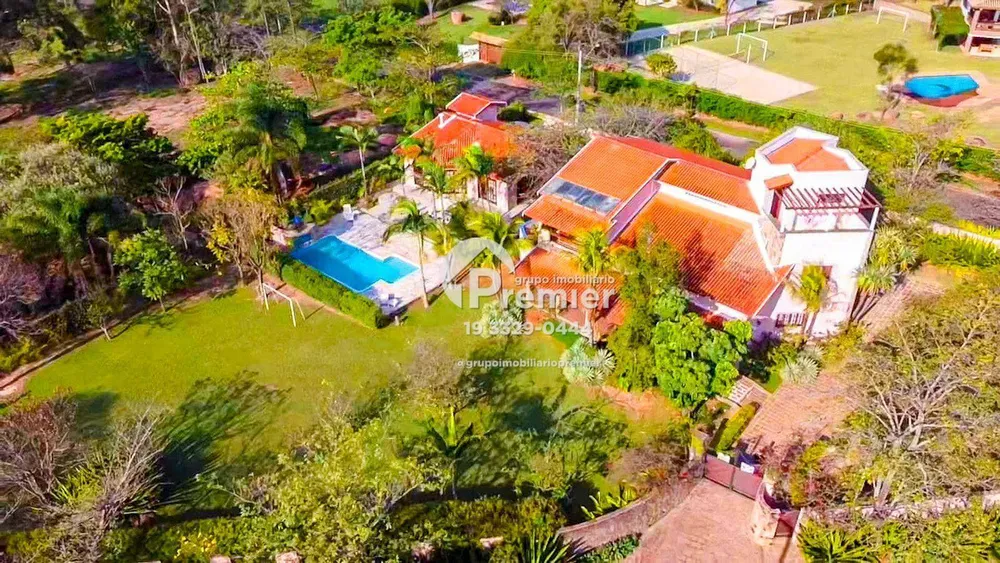 Chácara, 4 quartos, 2350 m² - Foto 1