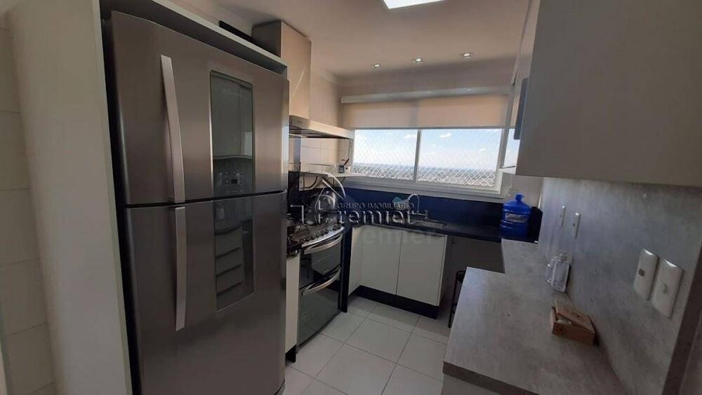 Apartamento à venda com 3 quartos, 229m² - Foto 8