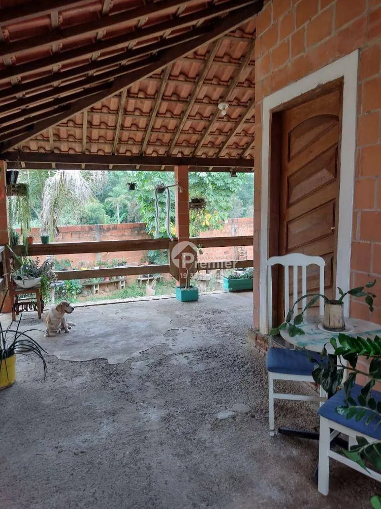Chácara, 3 quartos, 875 m² - Foto 3