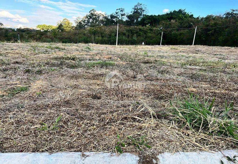 Loteamento e Condomínio, 300 m² - Foto 1
