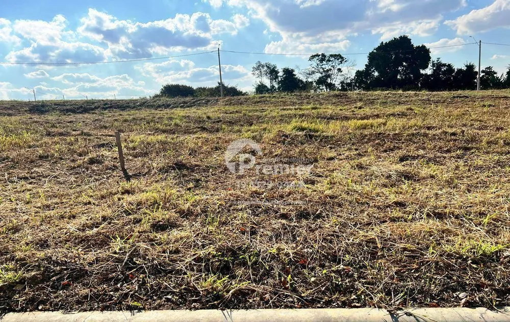 Loteamento e Condomínio, 300 m² - Foto 1