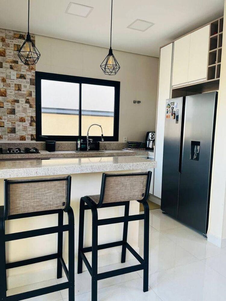 Casa de Condomínio à venda com 3 quartos, 150m² - Foto 3