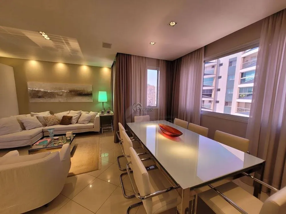 Apartamento, 3 quartos, 247 m² - Foto 2