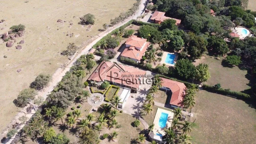 Chácara, 4 quartos, 5000 m² - Foto 1