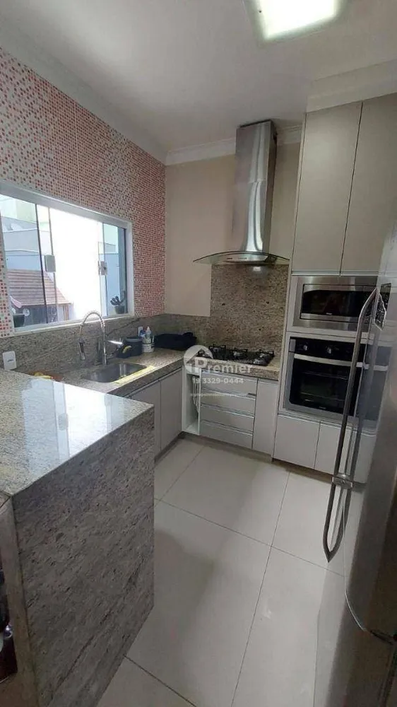 Casa, 3 quartos, 162 m² - Foto 3