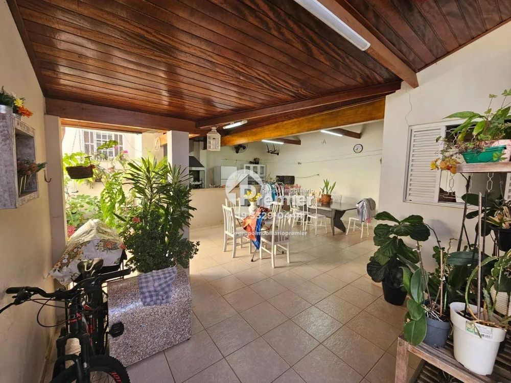 Casa, 3 quartos, 190 m² - Foto 4