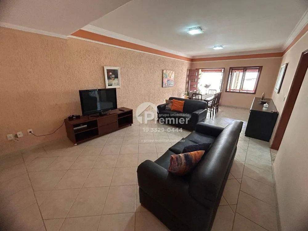 Casa, 3 quartos, 204 m² - Foto 1