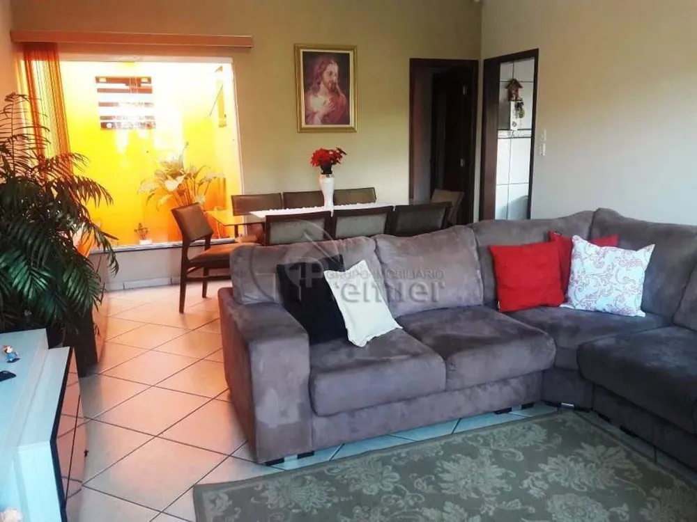 Casa, 3 quartos, 137 m² - Foto 4