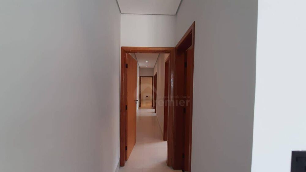 Casa de Condomínio à venda com 3 quartos, 170m² - Foto 2