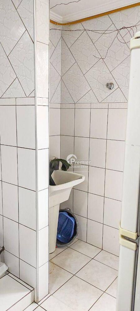 Apartamento à venda com 3 quartos, 64m² - Foto 3