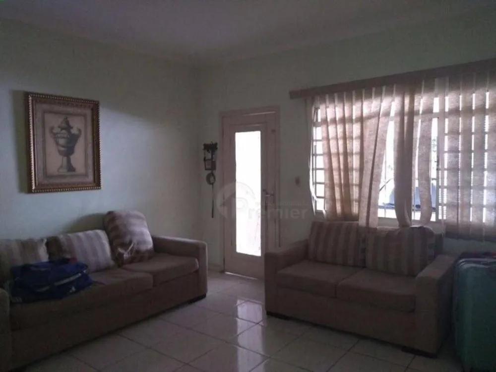 Casa, 3 quartos, 220 m² - Foto 3