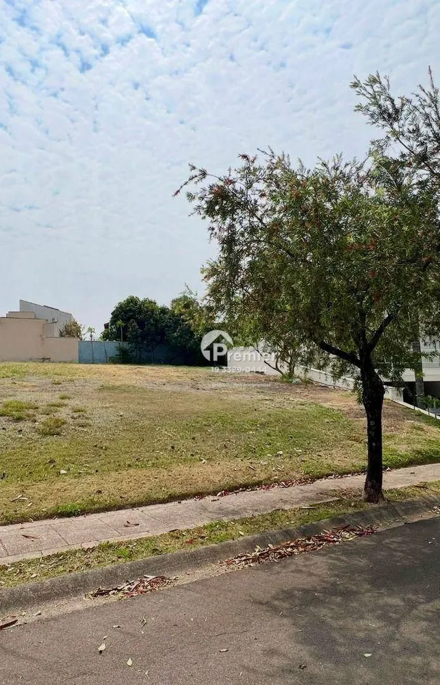 Loteamento e Condomínio, 525 m² - Foto 1